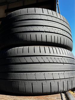 265 35 21 Pirelli P ZERO (PZ4) 265/35/21 Used Tires 265/35R21