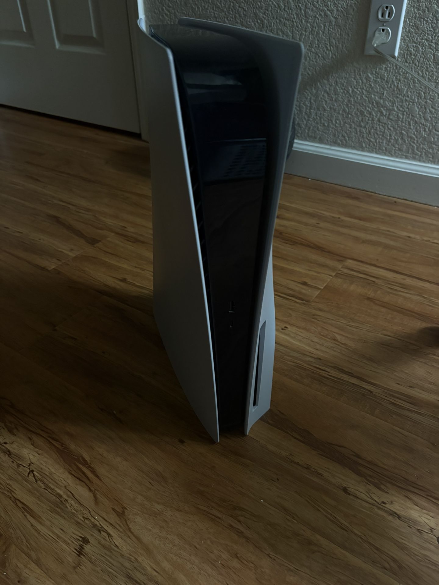 Slightly Used Ps5 Comes With Cords And Controller