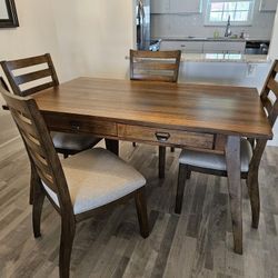 Wood Dining Table/4 Chairs 