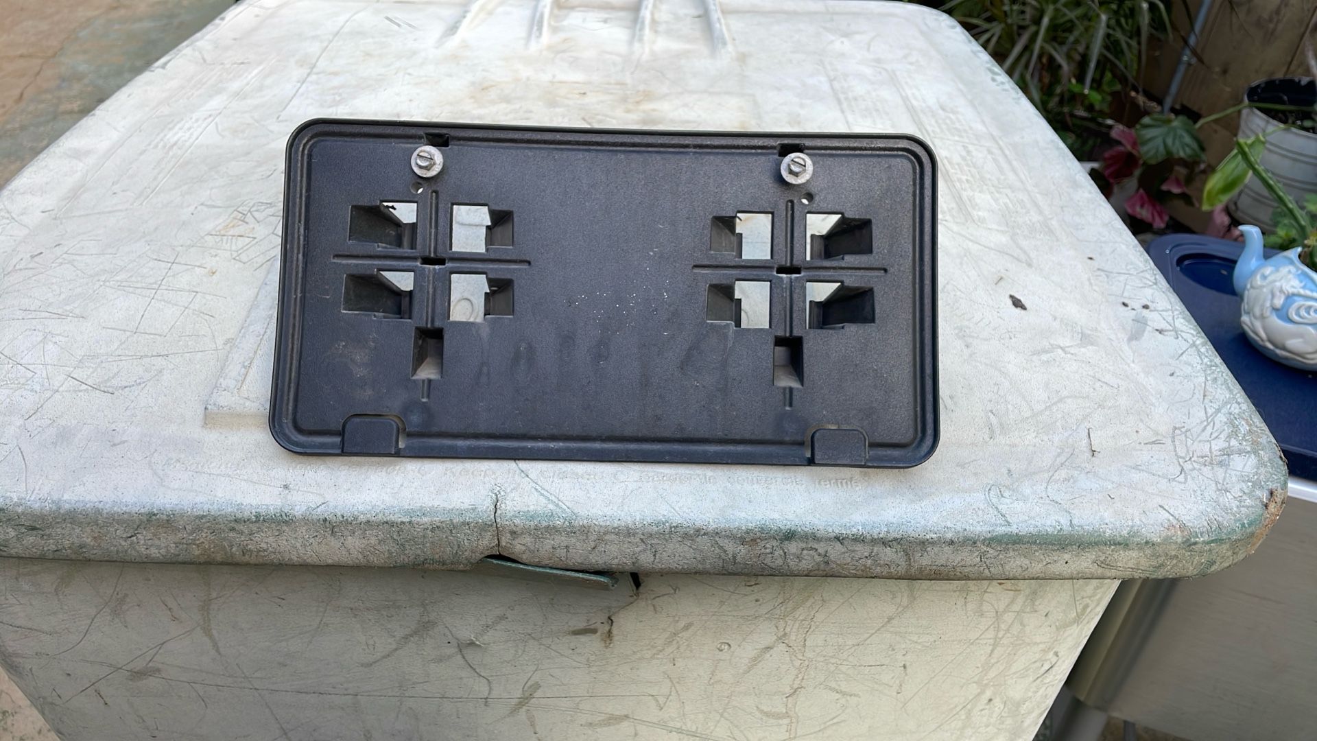 License Plate Holder 