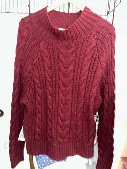 Burgundy Cable Knit Pullover Sweater