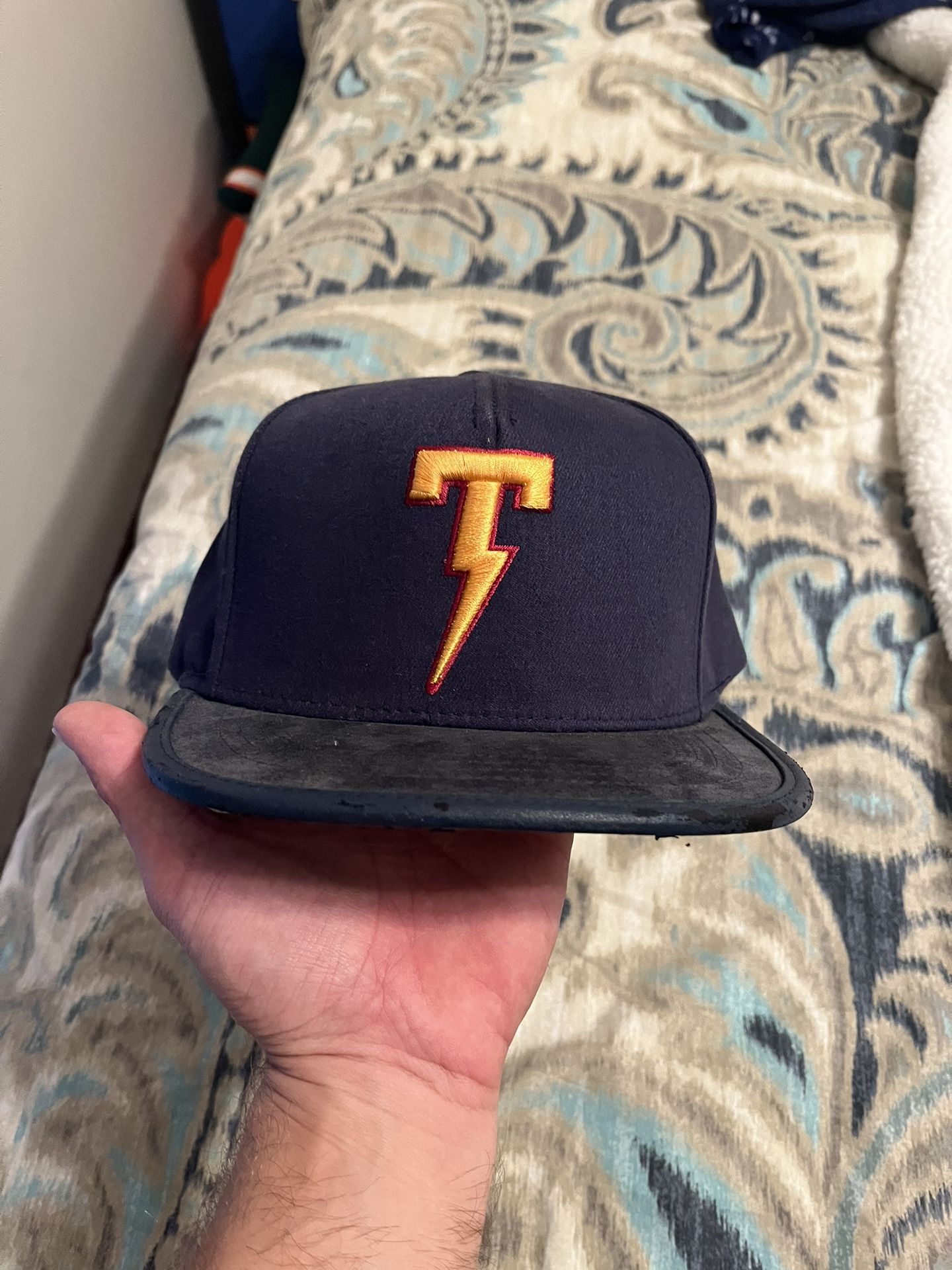 Tackma hat