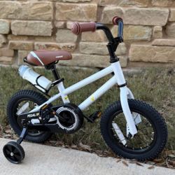 Brand New Kids Bike Still In Its Original Packaging Unassembled-18 Inch-2 To 9yrs-with Training Wheels-Water Bottle(Retails $150)