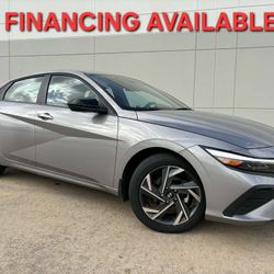 2025 HYUNDAI ELANTRA SEL 