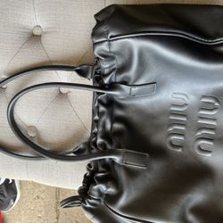 miu miu tote shoulder bag