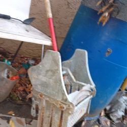 $25 IT WORKS;!! GEERPRES FLOOR KING .  MOP WRINGER . MOP SQUEEZER 