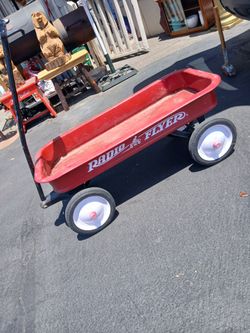 Used Radio Flyer Red Wagon