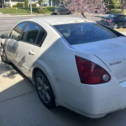 2005 Nissan Maxima