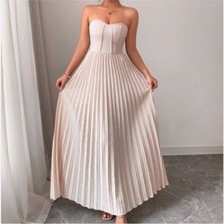 Elegant Pleated Strapless Slim Fit Dress in Apricot - Size XS- SHEIN