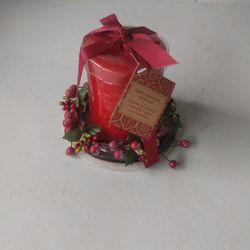 Cinnamon Apple Candle.