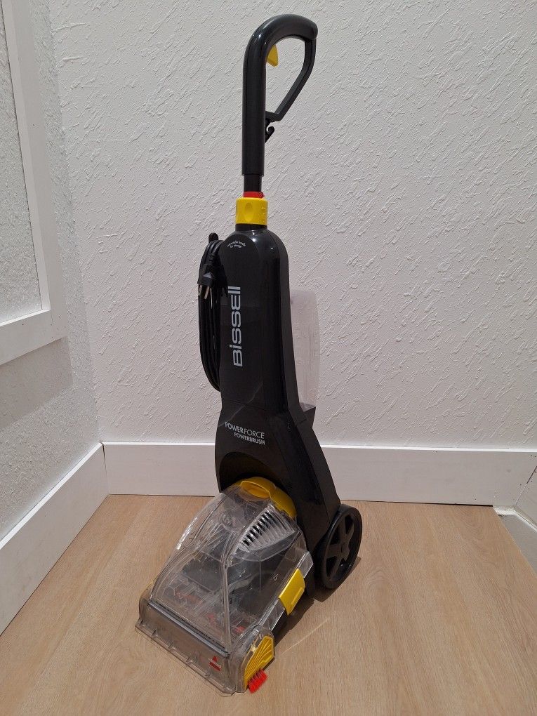 Bissell PowerForce PowerBrush Full Size Carpet Cleaner