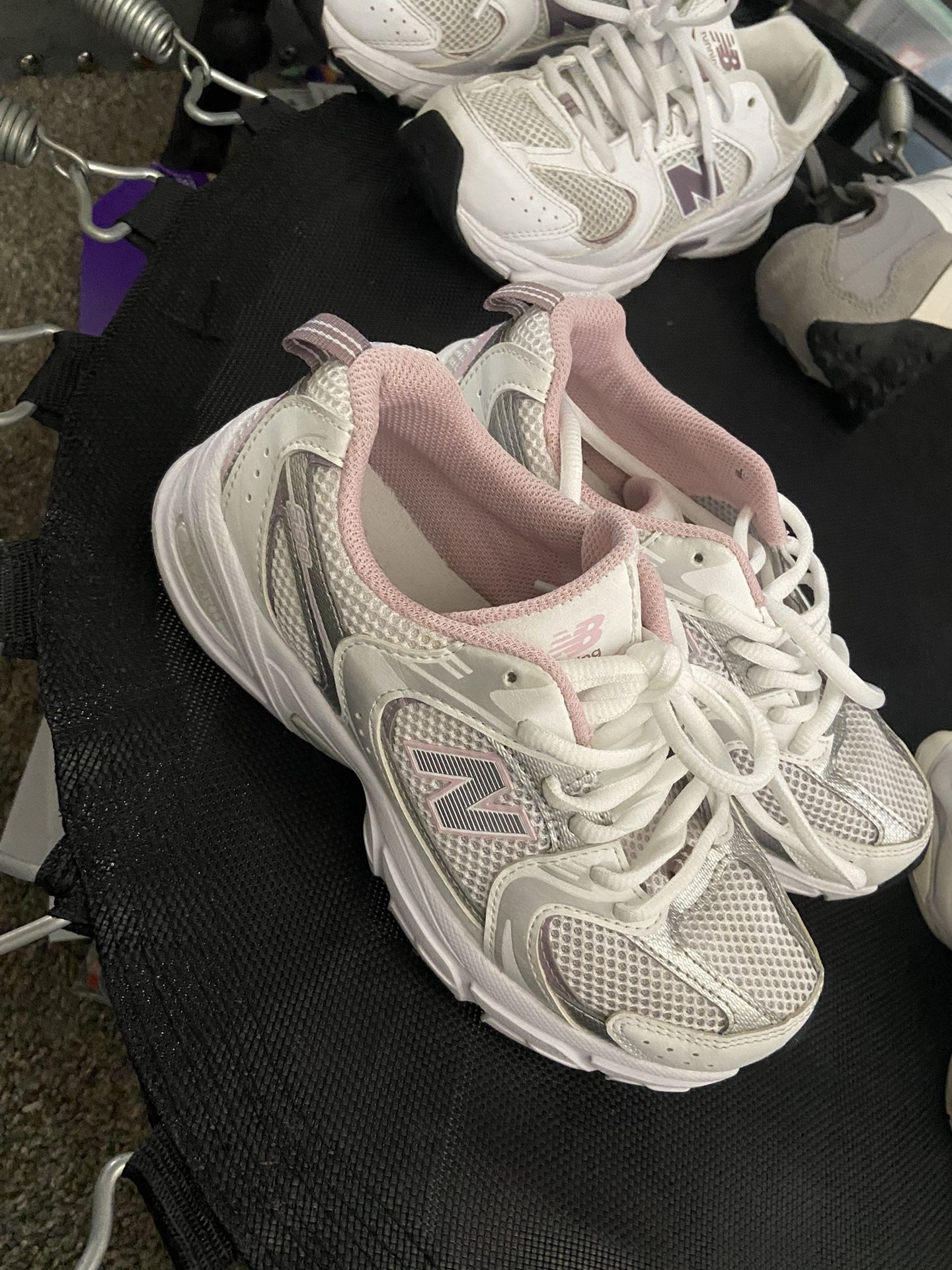 New Balance 530s Size 3,5 y $35 OBO Like New