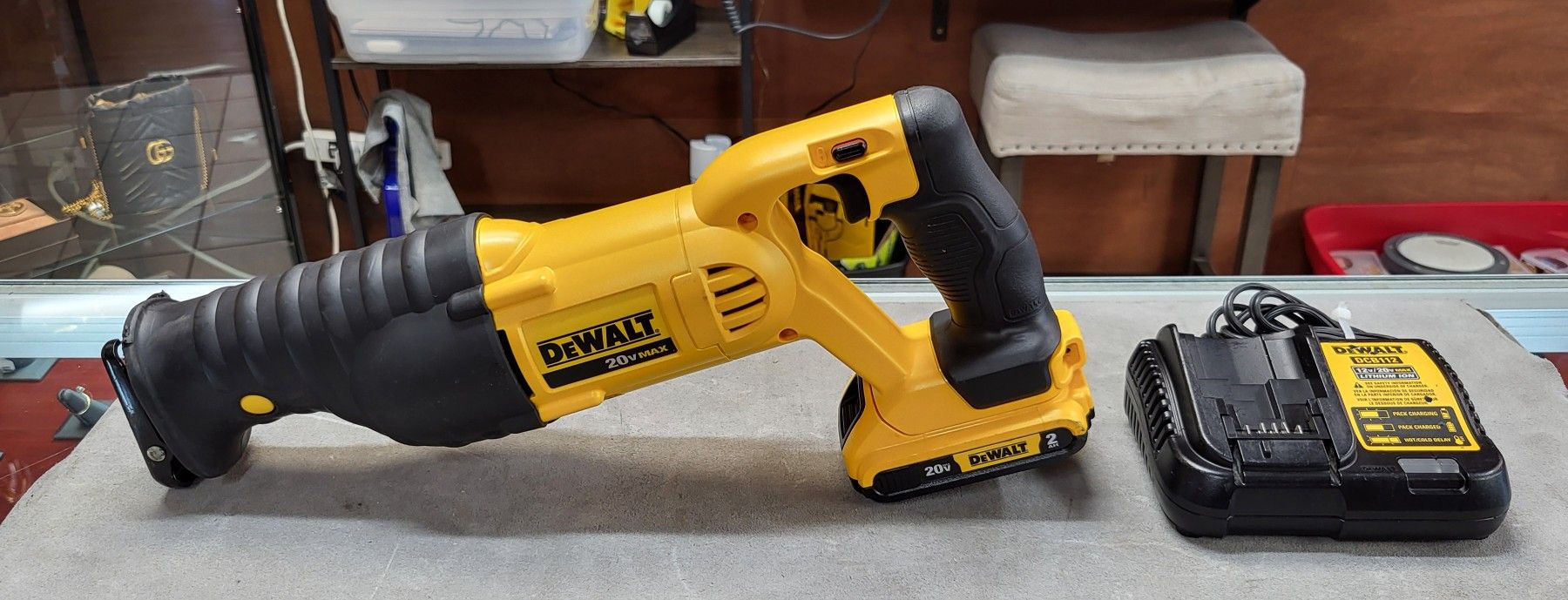 Dewalt 20v Reciprocating Saw Kit