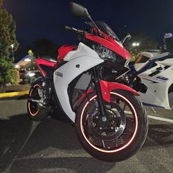 2015 YZF-R3 