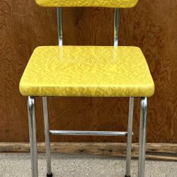 1940’s Gilton Manufactoring Company Step Stool