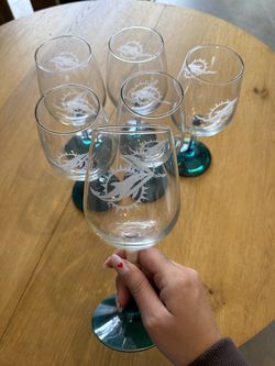 Set or 6 Miami Dolphins Wine Glasses