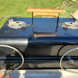 WEBER Go-Anywhere Charcoal Grill Black used Twice