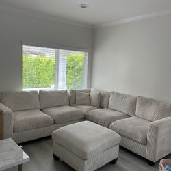 Modern L-Shaped Sectional Sofa with Ottoman – Like New