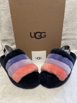 Ugg Woman’s Slippers Size 7 Authentic 100% Pick Up Only 🙋‍♀️