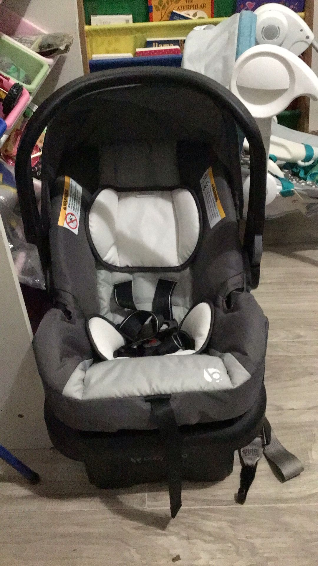 Baby Trend Infant Car Seat With Base