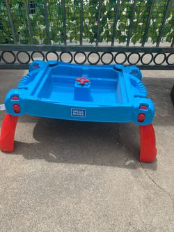 Water/Sand table