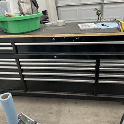 72” Husky Tool Box
