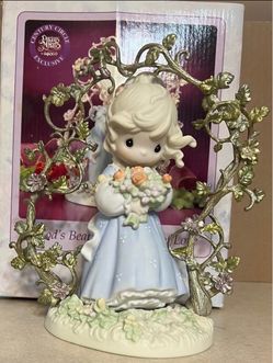 Precious Moments “In God’s Beautiful Garden Of Love”