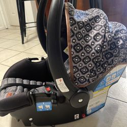 Car seat/ Stroller Combo 
