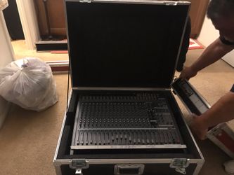 Yamaha Mixer Speakers Amplifier