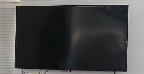 42" Insignia TV - Broken Screen - Used
