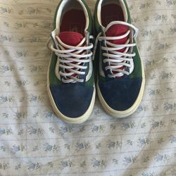 Vans 