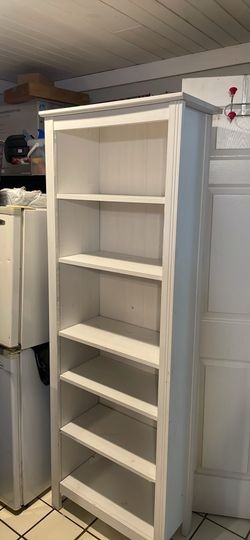 Bookshelf