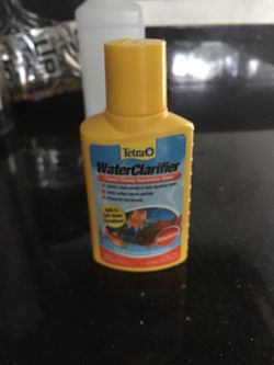 Fish tank water clarifier