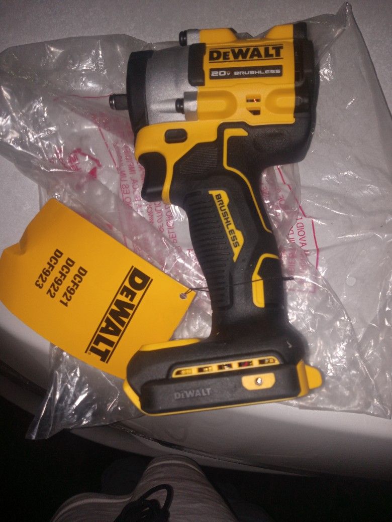 New Dewalt 3/8 Impact Tool Only