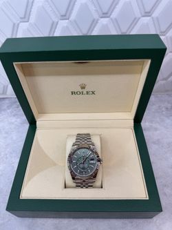 Rolex Sky-Dweller 336934 – 42mm – Green Dial – Jubilee Bracelet – 2024 – Box & Papers 