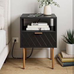 Black Night Stand 