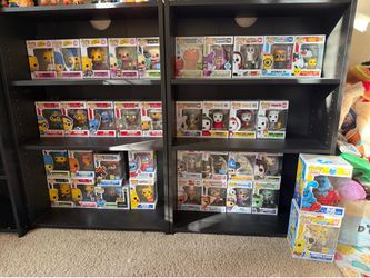 Funko pops (read description)