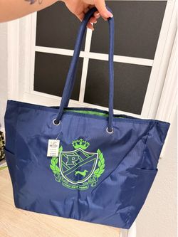 New Victoria’s Secret bag beach