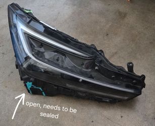 2025 Toyota Prius headlight
