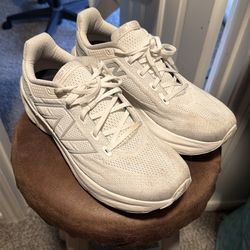 New Balance 1080 v13 (Size 10.5 Mens)