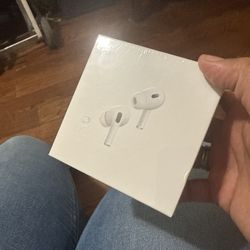 2 Generation AirPods 