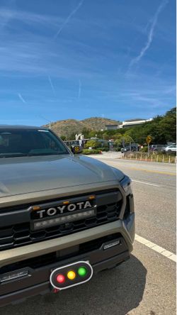 TOYOTA TACOMA TRD OFF ROAD HOOD