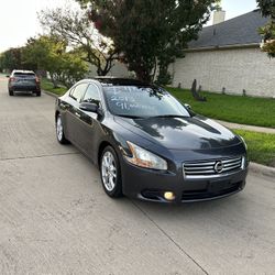 2014 Nissan Maxima Sport! 4,600$ CASH