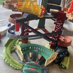 Thomas And Friends Track Tower Playset