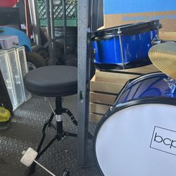 Children’s Drum Set