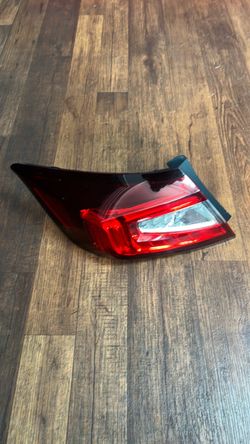 2018-2019-2020-2021 HONDA CLARITY TAIL LIGHT LEFT DRIVER SIDE LH USED OEM