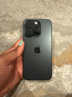 iPhone 15 Pro 128 GB Unlocked