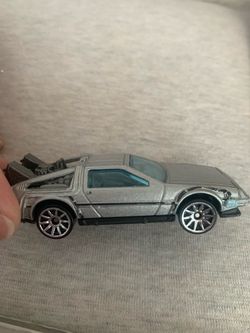 Hot Wheels Back to the Future DeLorean Time Machine