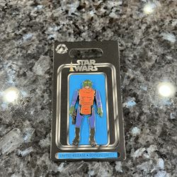 Disney Parks Star Wars Galaxy's Edge Alien Moveable Pin.  Limited release.  Brand new on original card.  