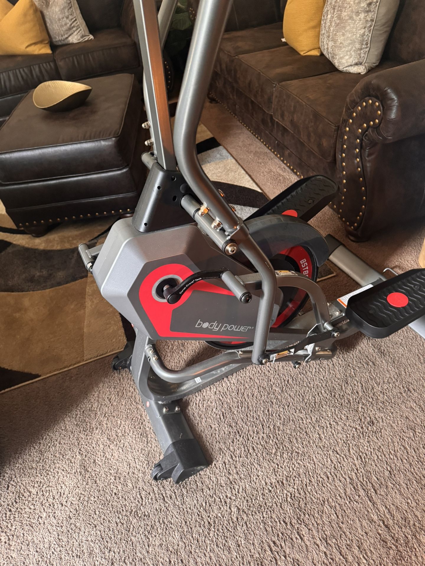 Elliptical ( Exercise equipment)